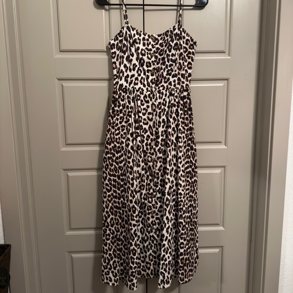 H&M Animal print dress